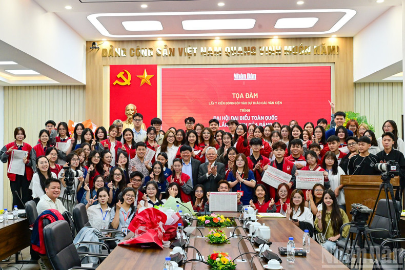 Speakers and young participants capture memorable moments from the programme.