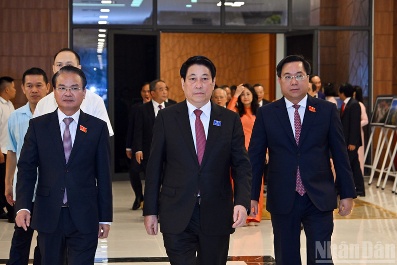 President Luong Cuong and delegates attending the first congress of the Party Organisation of Phu Tho province. President Luong Cuong and delegates attending the first congress of the Party Organisation of Phu Tho province.