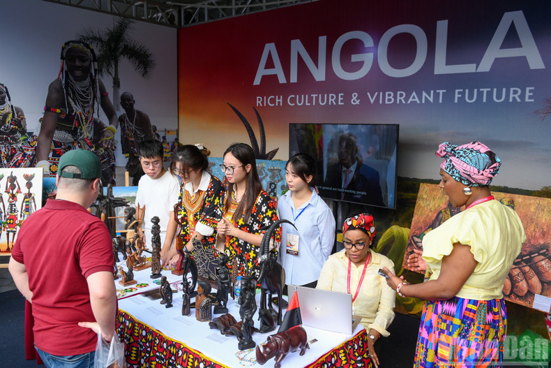 Cultural experience area of Angola. image-18.jpg
