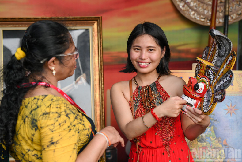 Visitors freely immersed themselves in diverse cultural experiences. image-23.jpg