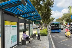 A bus stop in Ho Chi Minh City.