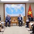 Deputy Prime Minister Ho Quoc Dung (R) and IAEA Deputy Director General Mikhail Chudakov (Photo: VGP)