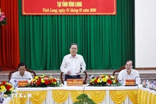 National Assembly Chairman Tran Thanh Man speaks at the working session with the Vinh Long provincial Election Committee on January 31. (Photo: VNA)