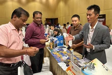 Vietnamese and Indian businesses meet and exchange at the Viet Nam Tourism Promotion and Business Networking Programme in India. (Photo: TITC)