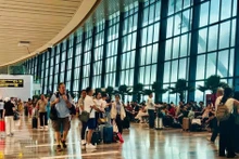 During the two peak days ahead of Tet, the 26th and 27th days of the last lunar month, which fall on February 13 and 14, Tan Son Nhat International Airport is projected to operate up to 1,017 flights per day (Photo: Tan Son Nhat International Airport)