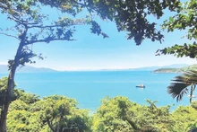 The untouched beauty of Son Cha Island. (Photo: nhandan.vn)