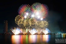 An impressive debut by Z121 Vina Pyrotech from Viet Nam. (Photo: NDO)
