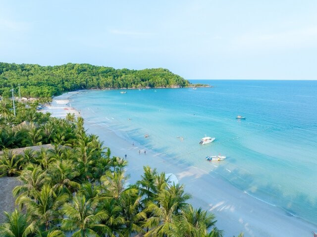 Kem Beach was praised by Travel + Leisure as "the best of the best beaches." (Photo: Sun Group) Kem Beach was praised by Travel + Leisure as "the best of the best beaches." (Photo: Sun Group)