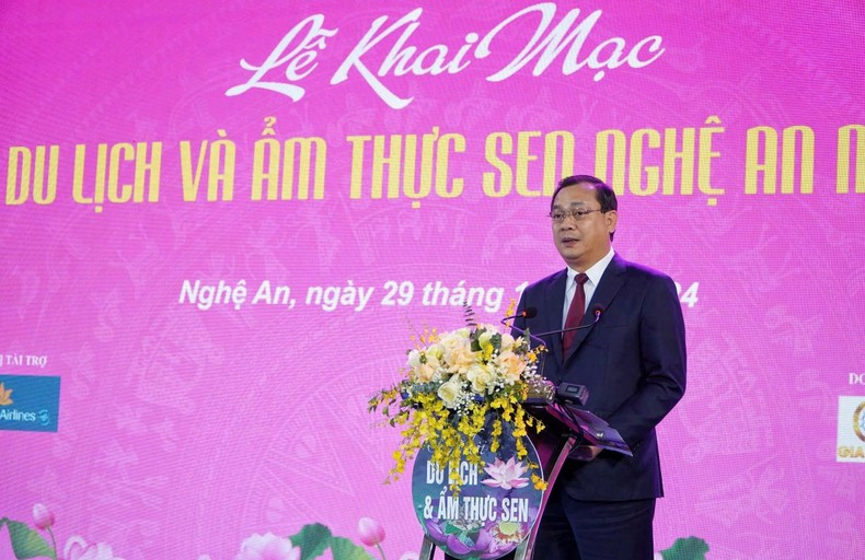 VNAT Director Nguyen Trung Khanh speaks at the event.