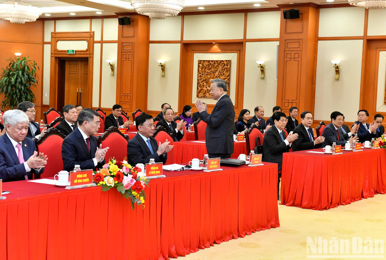 Party General Secretary To Lam and other Party and State leaders attend the conference.