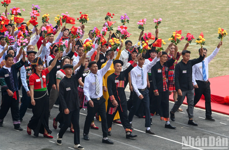 The formation of northwestern ethnic groups