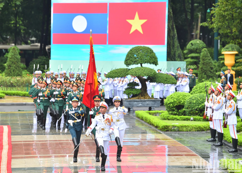 The ceremonial delegation of the Vietnam People's Army at the welcome ceremony. The ceremonial delegation of the Vietnam People's Army at the welcome ceremony.