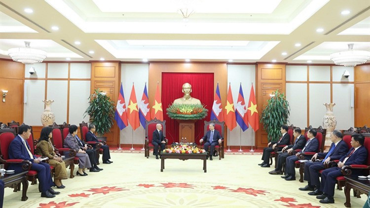 Party General Secretary To Lam receives King of Cambodia Norodom Sihamoni. (Photo: Khmer Times/VNA) Party General Secretary To Lam receives King of Cambodia Norodom Sihamoni. (Photo: Khmer Times/VNA)