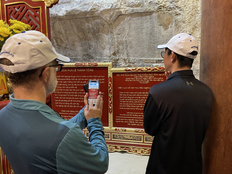 Many destinations in Ha Long City have yet to adopt digital technology to enhance convenience for international visitors. For instance, the poetic roof area at the Bai Tho Mountain historical and scenic site lacks digital solutions for visitor engagement. Many destinations in Ha Long City have yet to adopt digital technology to enhance convenience for international visitors. For instance, the poetic roof area at the Bai Tho Mountain historical and scenic site lacks digital solutions for visitor engagement.