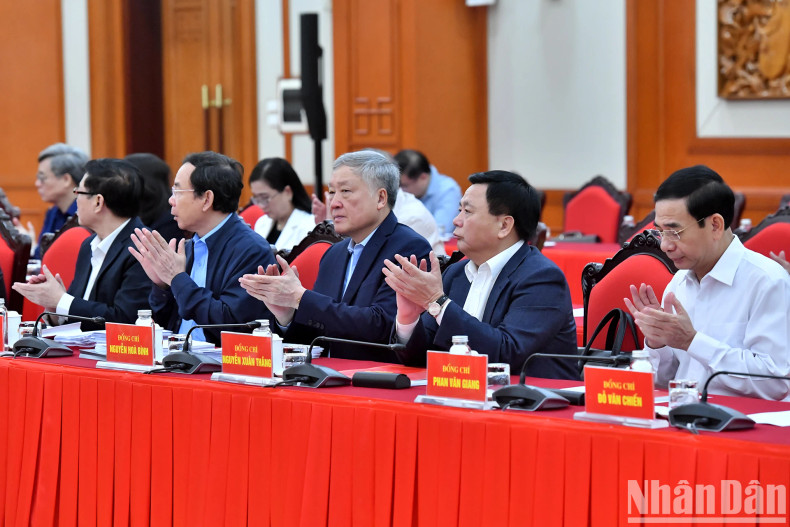 Party and State leaders attend the conference.