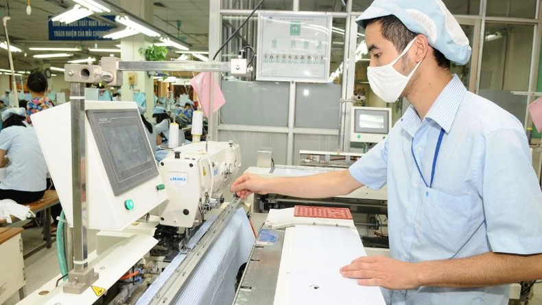 Enterprises are striving to explore new markets. Enterprises are striving to explore new markets.