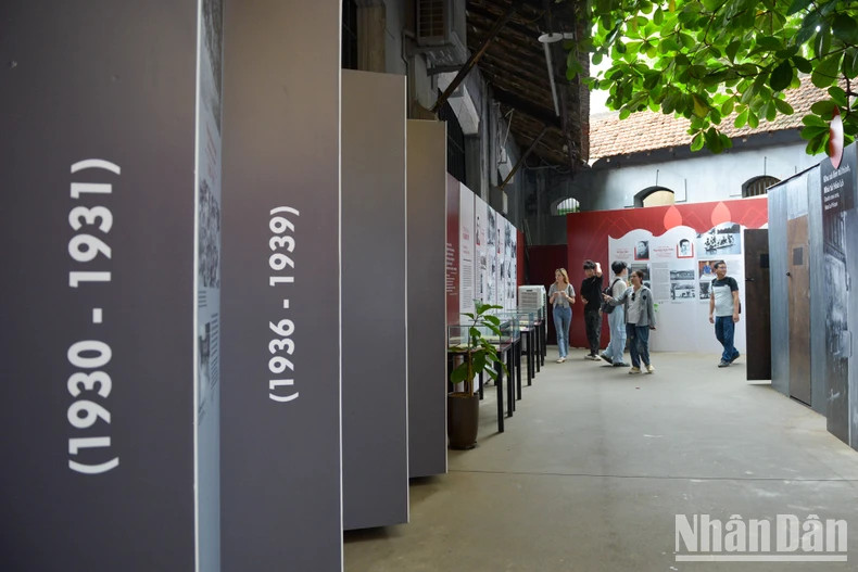 The exhibition’s contents are divided through historical milestones. The exhibition’s contents are divided through historical milestones.