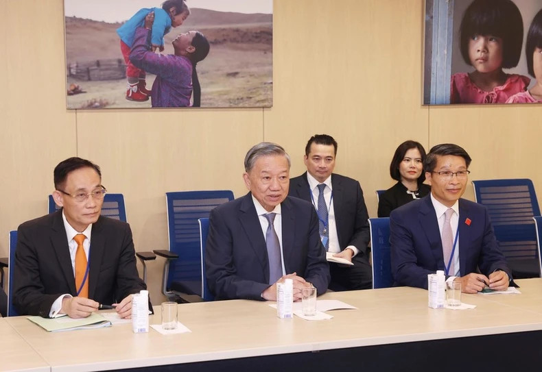 Top Vietnamese leader speaks at the meeting. (Photo: VNA) Top Vietnamese leader speaks at the meeting. (Photo: VNA)