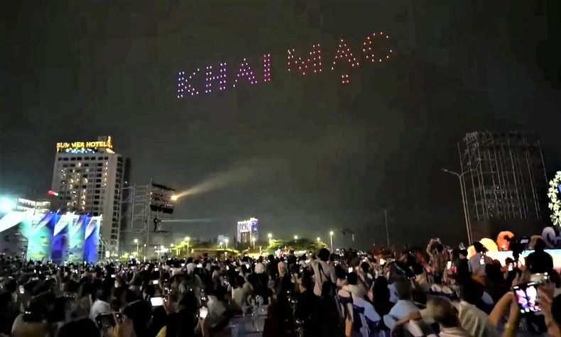 A light show using drones at the programme. A light show using drones at the programme.