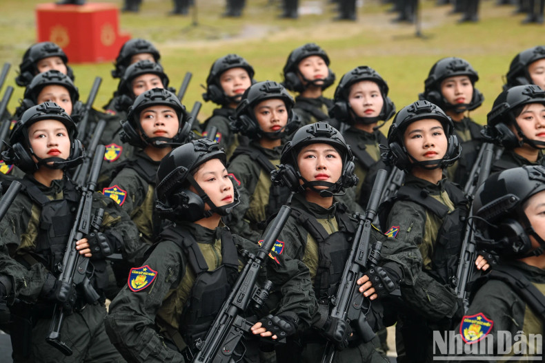 The parade of female Special Police soldiers.