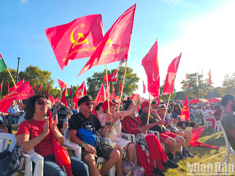 The closing speech by Paulo Raimundo, General Secretary of the Portuguese Communist Party, addressed topics of deep concern for the party's supporters, including "wages and workers", "public education", "housing and transportation", "environment" and "immigration."