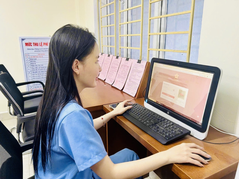 Telecommunications infrastructure limitations cause significant delays for residents in submitting documents and tracking the status of administrative procedures on the National Public Service Portal. Telecommunications infrastructure limitations cause significant delays for residents in submitting documents and tracking the status of administrative procedures on the National Public Service Portal.