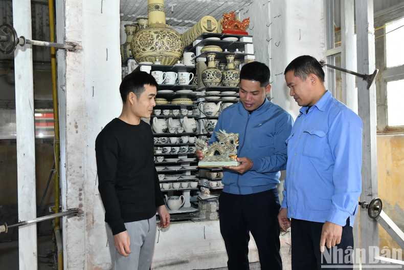 The quality of newly-released products is checked carefully. The quality of newly-released products is checked carefully.