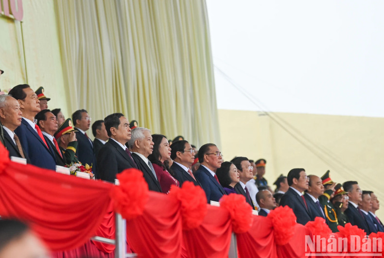 Party and State leaders and former leaders attend the 70th anniversary of Dien Bien Phu Victory.