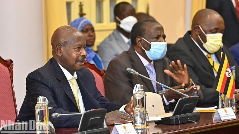 Ugandan President Yoweri Kaguta Museveni speaks at the talks.