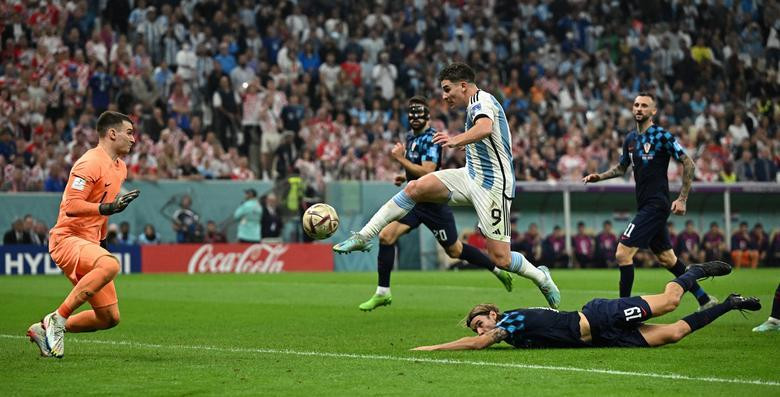 Argentina's Julian Alvarez scores their second goal. (Photo: REUTERS)