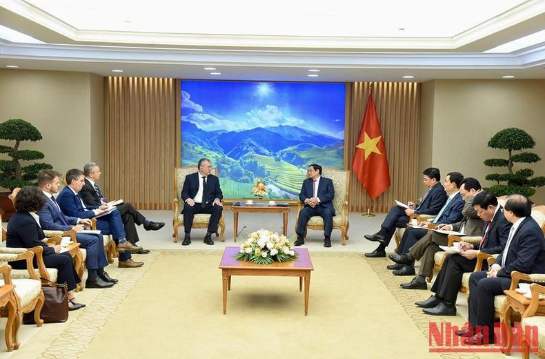 At the reception (Photo: NDO)