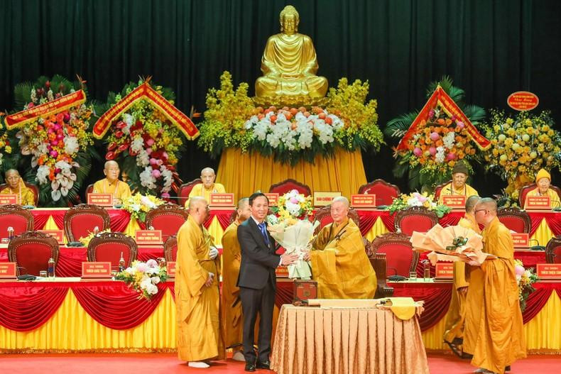 Most Venerable Thich Tri Quang honoured as the VBS Patriarch. (Photo: NDO)