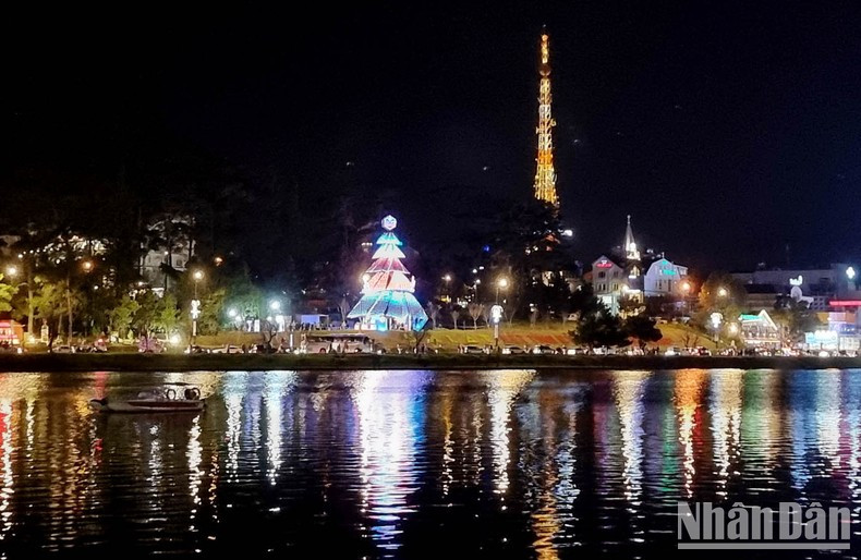 The symphony of lights on Christmas Eve.