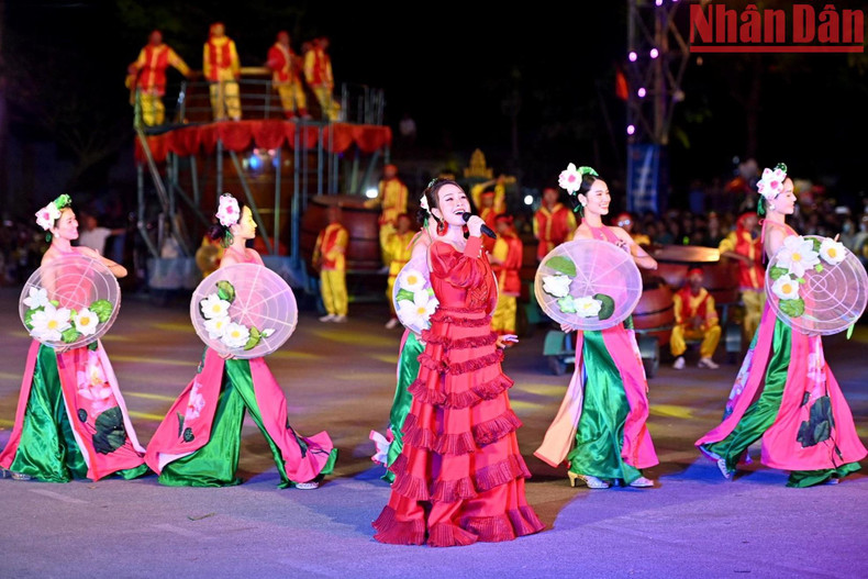 The brilliant street carnival within the 2022 Ninh Binh Festival