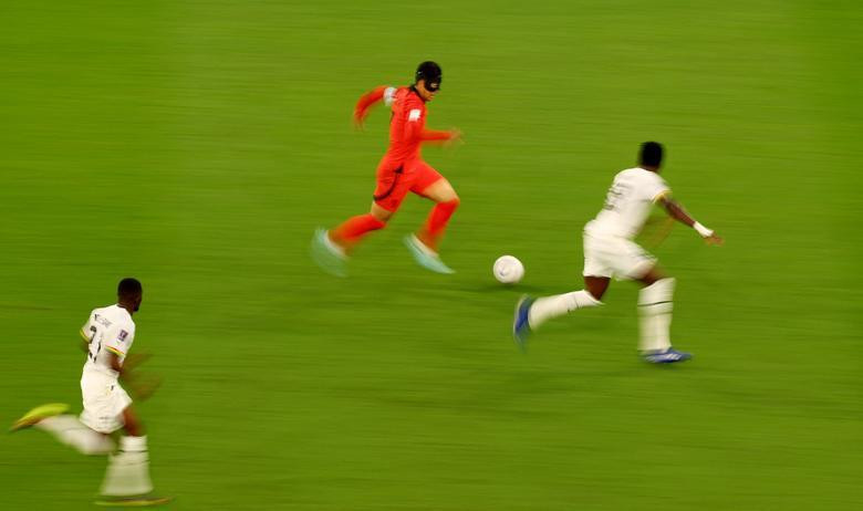 The RoK's Son Heung-min in action against Ghana. (Photo: REUTERS)