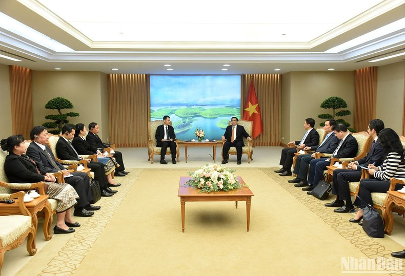 At the reception (Photo: NDO)