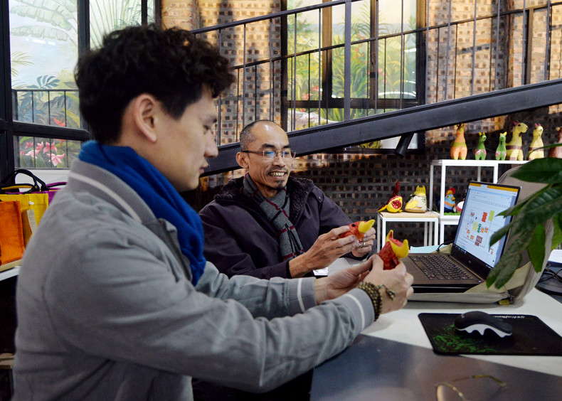 Besides the high use and aesthetic value, Kym Viet wishes to convey to customers human stories and Vietnamese culture through its products. Besides the high use and aesthetic value, Kym Viet wishes to convey to customers human stories and Vietnamese culture through its products.