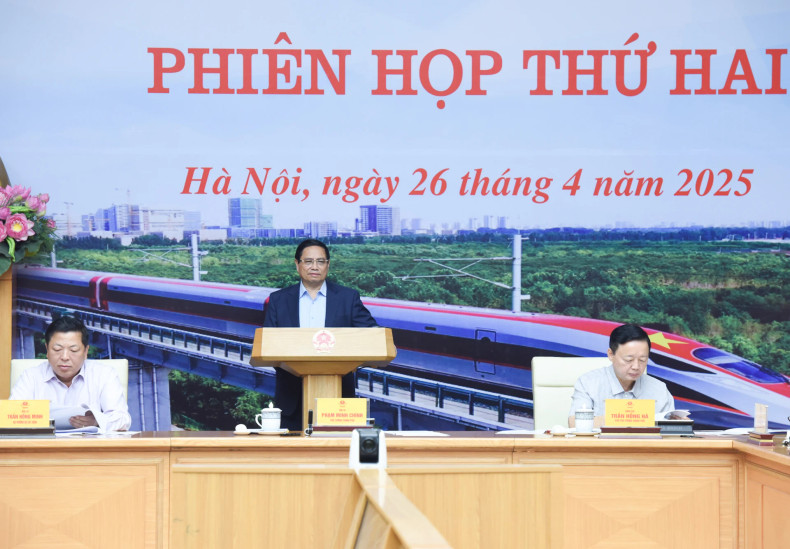 Prime Minister Pham Minh Chinh chairs second meeting of the Steering Committee for key national railway projects.
