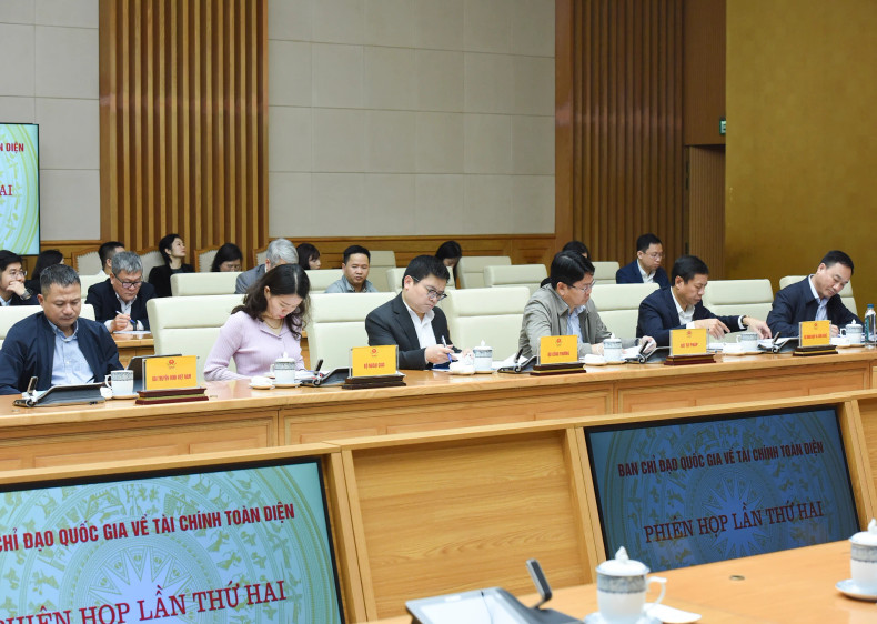 Representatives from leaders of the ministries and agencies attend the meeting. Representatives from leaders of the ministries and agencies attend the meeting.