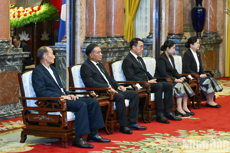 Delegates accompanying Vice President Pany Yathotou attend the reception. Delegates accompanying Vice President Pany Yathotou attend the reception.