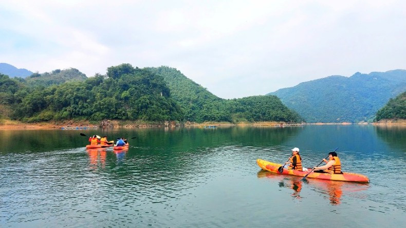 Kayaking is a favourite activity for visitors Kayaking is a favourite activity for visitors