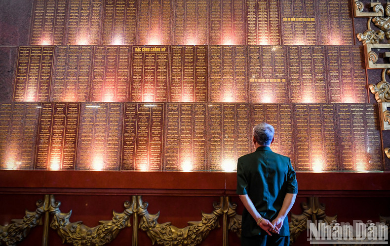 Many war veterans have visited the Ben Duoc Memorial, often overwhelmed with emotion as they read the names of their fallen comrades who are proudly honoured here. Many war veterans have visited the Ben Duoc Memorial, often overwhelmed with emotion as they read the names of their fallen comrades who are proudly honoured here.