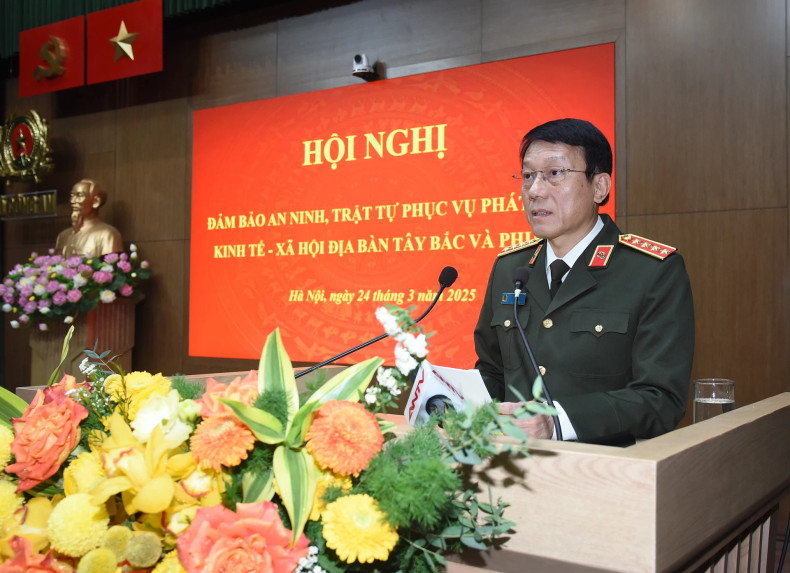 General Luong Tam Quang, Minister of Public Security, speaks at the conference.