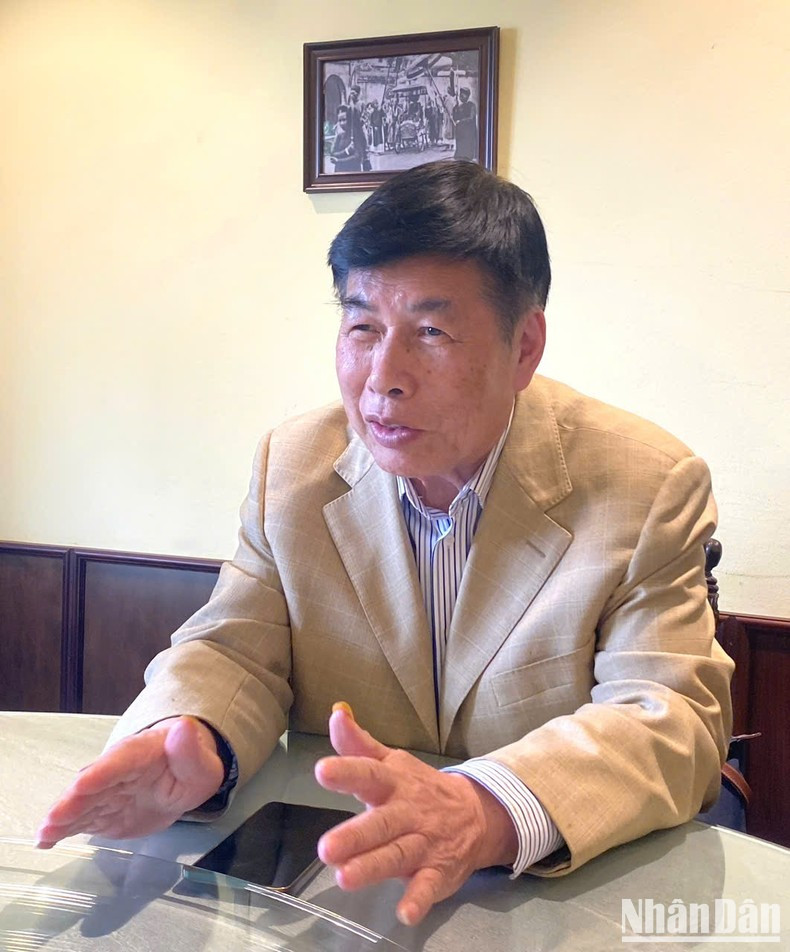 Nguyen Trung Nguyen, the first Director of the Memorial House dedicated to Vietnamese Schools in Guilin (Guangxi, China) Nguyen Trung Nguyen, the first Director of the Memorial House dedicated to Vietnamese Schools in Guilin (Guangxi, China)