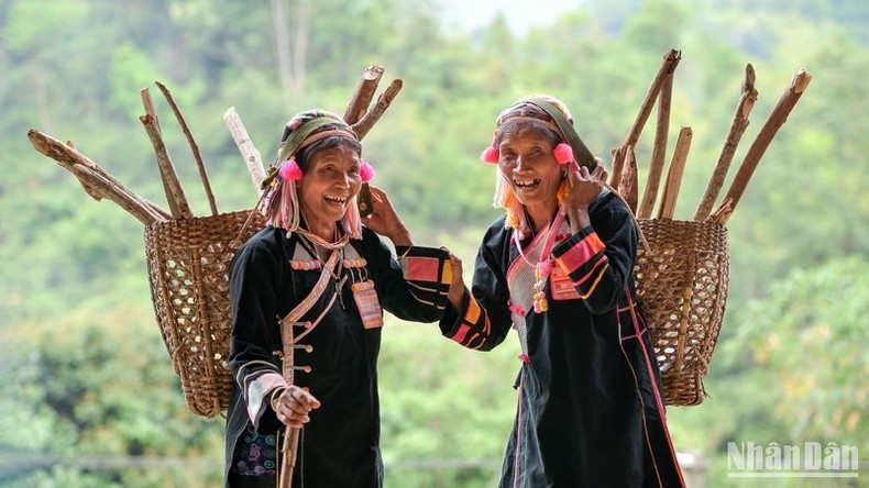 Spreading the image of Viet Nam rich in cultural identity. (Photo: VU LINH) Spreading the image of Viet Nam rich in cultural identity. (Photo: VU LINH)