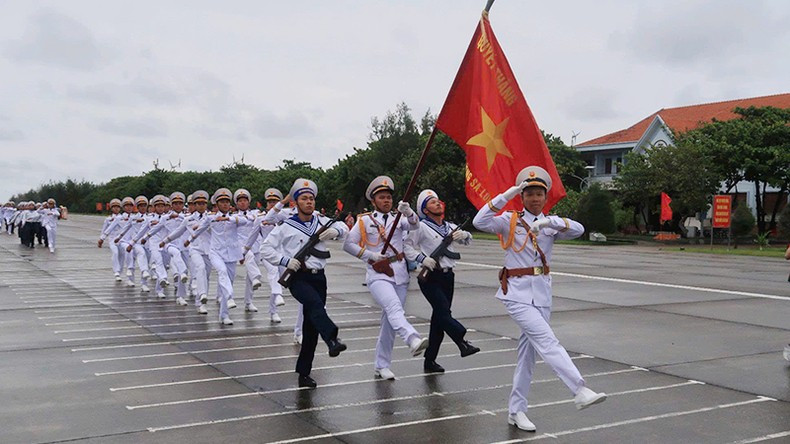 A military parade commemorating the 50th anniversary of Truong Sa liberation.