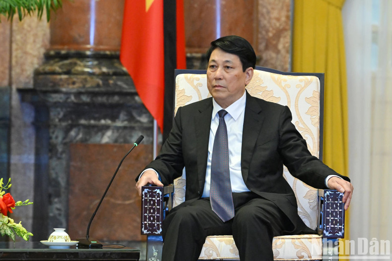 President Luong Cuong speaks at the reception.