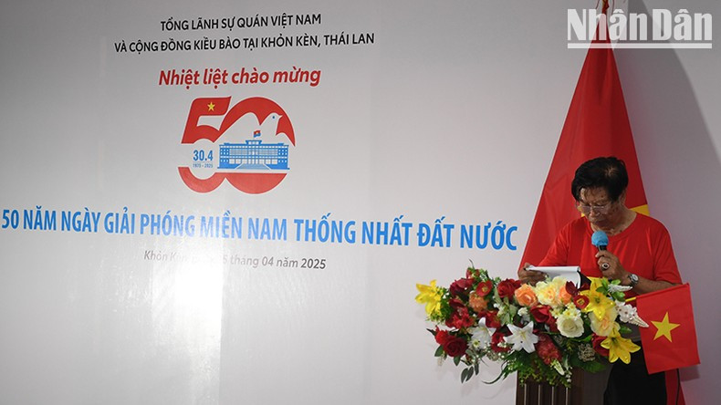 Cao Tat Minh affirms that the overseas Vietnamese in Thailand always remember President Ho Chi Minh. Cao Tat Minh affirms that the overseas Vietnamese in Thailand always remember President Ho Chi Minh.