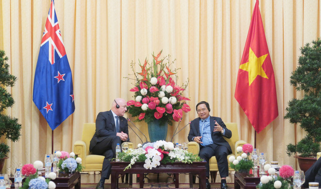 At the meeting between Chairman of the Ho Chi Minh City People’s Committee Nguyen Van Duoc and New Zealand Prime Minister Christopher Luxon. (Photo: VNA) At the meeting between Chairman of the Ho Chi Minh City People’s Committee Nguyen Van Duoc and New Zealand Prime Minister Christopher Luxon. (Photo: VNA)