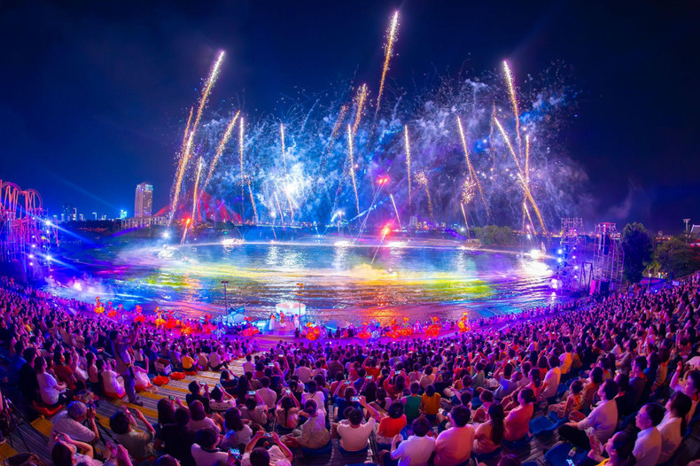 World-class accommodation and tourism services are being strongly invested in for Cat Ba to become an international tourism centre.